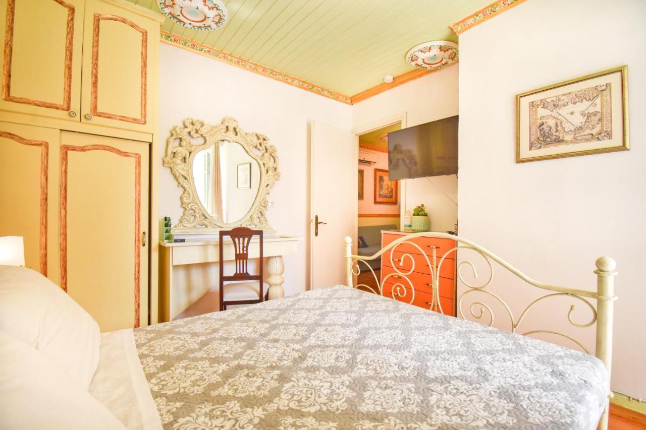 Venetian Well Gallery Apartment In Corfu Old Town Εξωτερικό φωτογραφία